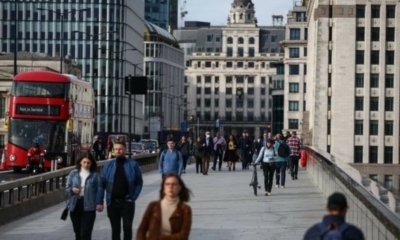 "غياب الموظفين" في بريطانيا يكبد الاقتصاد خسائر بـ 48 مليار دولار في شهرين 
