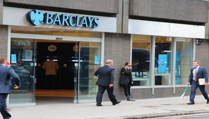 بنك باركليز يعلن إغلاق 15 فرعا له في أنحاء المملكة المتحدة 