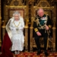 كم تبلغ ثروة الملكة إليزابيث ومن الذي سيرث أملاكها؟ 