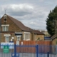 وفاة تلميذة مدرسة في بريطانيا ببكتريا نادرة.. و الأمن الصحي يحذر هذه المدارس 