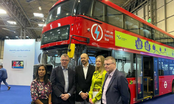 هيئة النقل في لندن تكشف النقاب عن أول حافلة كهربائية في معرض  Euro Bus Expo 