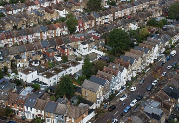 ارتفاع أسعار المنازل في بريطانيا للمرة الأولى منذ أكثر من عام 