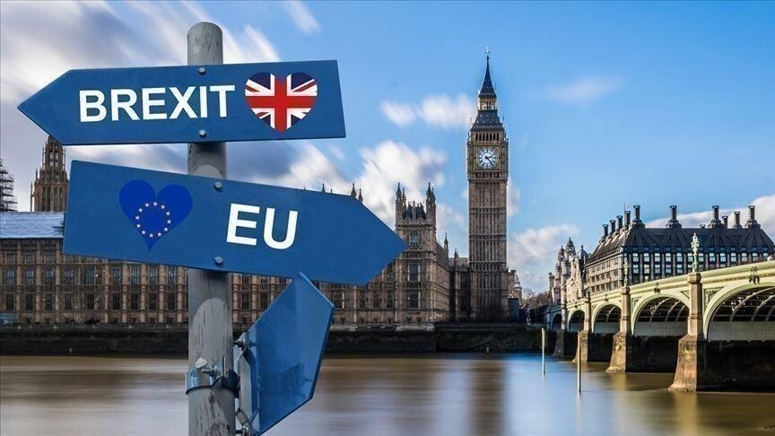 خروج لندن من الاتحاد الأوروبي.. أكثر من نصف شركات بريطانيا تدفع الثمن 