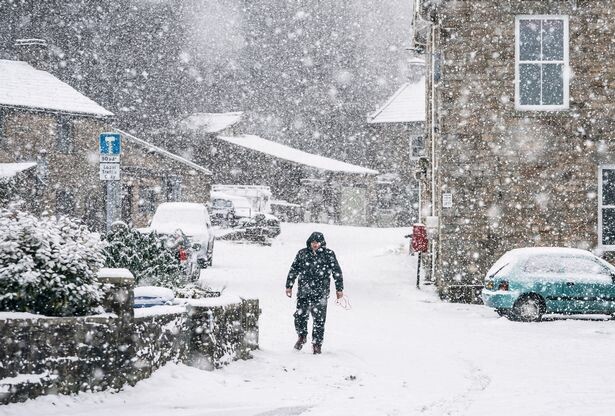 الأرصاد الجوية في بريطانيا ترد على الادعاءات التي تفيد بحدوث عاصفة قطبية في البلاد الشهر القادم 