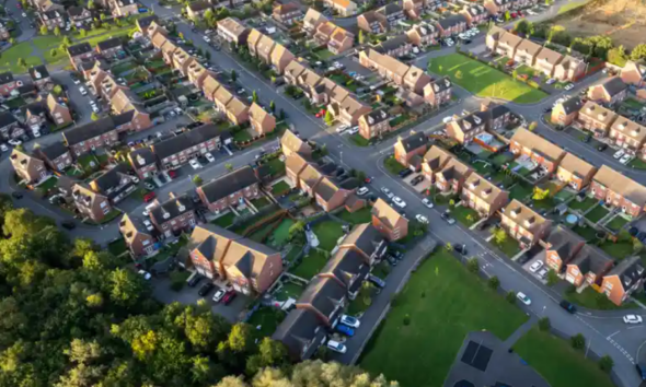 أسعار المنازل بطريقها نحو الانخفاض في المملكة المتحدة.. والتفاصيل؟ 