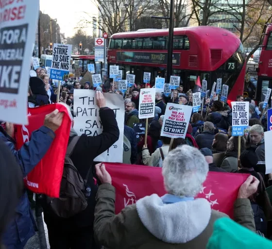 إضراب جديد ينفذه موظفو الجامعات في بريطانيا.. ما أسبابه؟ 