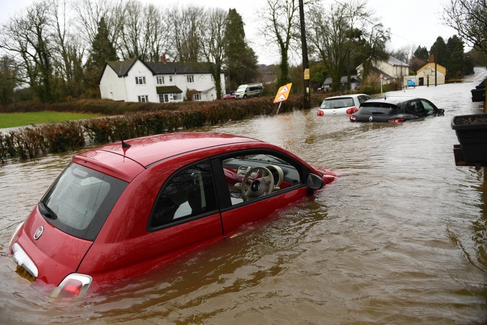بريطانيا على موعد مع الفيضانات خلال الأيام المقبلة في هذه المناطق! 