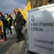 إضرابات إدارة جوازت السفر في بريطانيا لن تمنعك من تجديد جواز سفرك.. إليك الحل! 