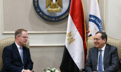 بريطانيا ومصر تبحثان فرص الاستثمار بقطاع البترول والغاز 