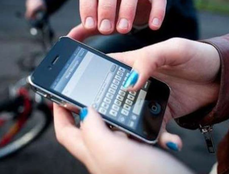هاتف محمول يُسرق كل 6 دقائق في العاصمة البريطانية لندن.. إليكم التفاصيل 