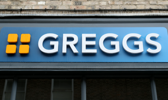 "GREGGS" أكبر سلسلة مخابز في بريطانيا تخطط لافتتاح أكثر من 100 متجر 