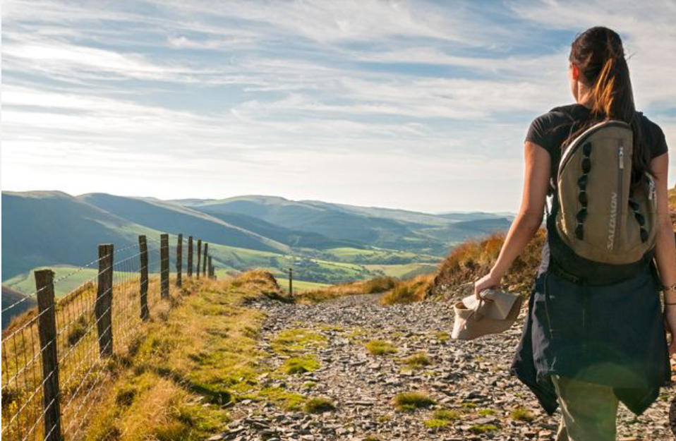 أفضل 10 مسارات للمشي في المملكة المتحدة.. تعرفوا إليها 