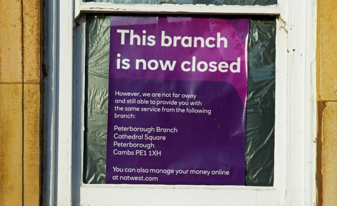 إغلاق أكثر من 90 فرعاً مصرفياً في بريطانيا.. إليك القائمة كاملة 