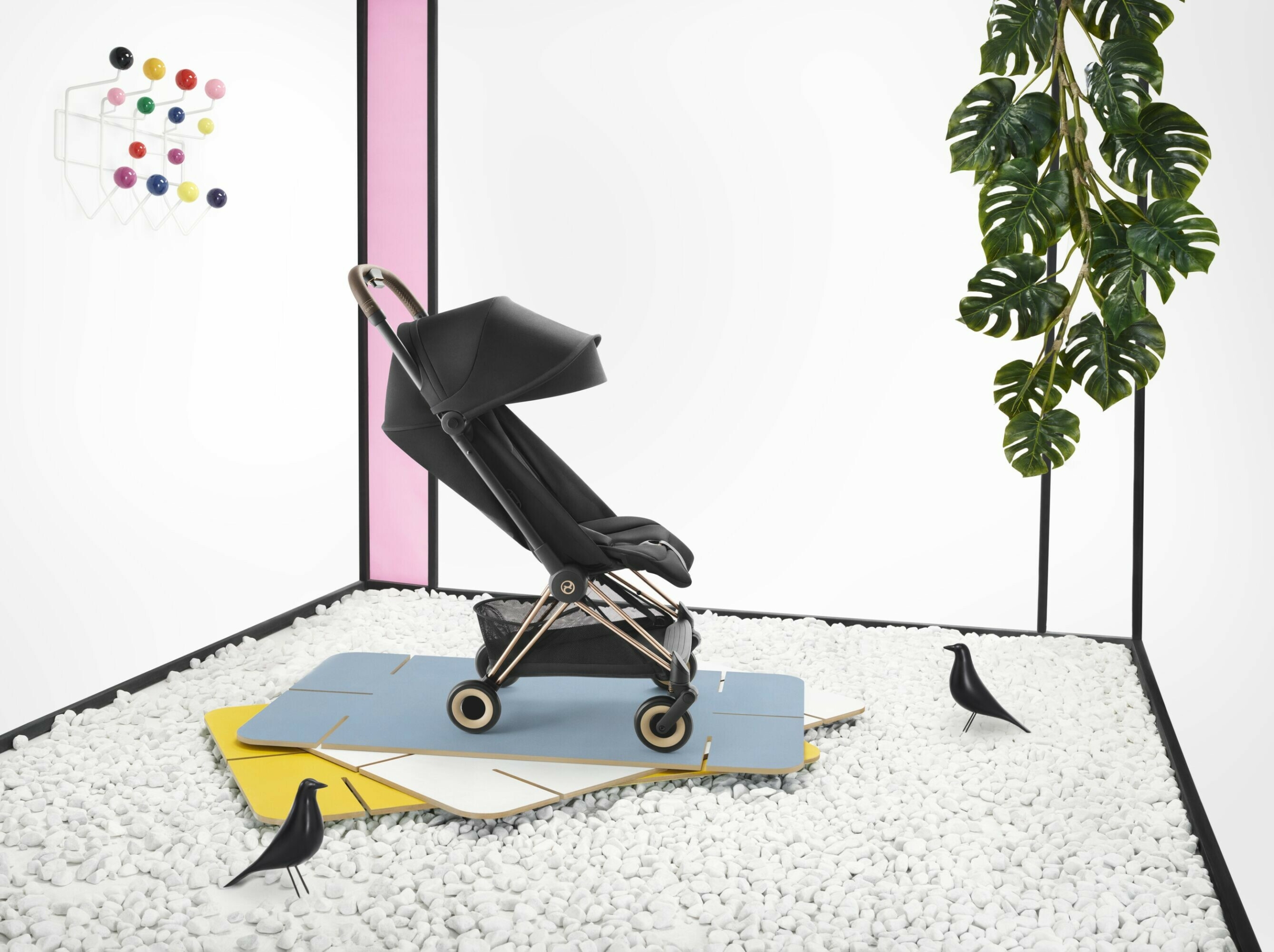 عربة COŸA الحصرية للأطفال تنضمّ إلى مجموعة البلاتينوم من "سايبكس" 