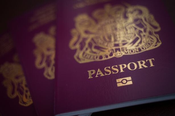 إليك قواعد صلاحية جواز السفر التي يجب مراعاتها عند السفر إلى الخارج من بريطانيا 