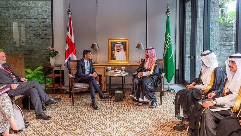 "بدعوة من لندن".. ما وراء زيارة الأمير محمد بن سلمان المرتقبة لبريطانيا؟ 
