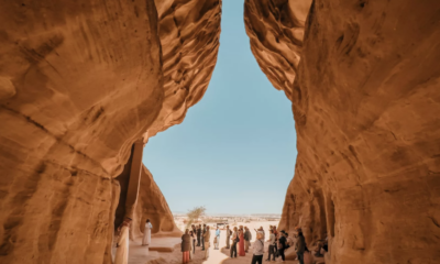 العلا: وجهة سياحية سعودية عالمية تجمع بين التاريخ والثقافة والطبيعة 