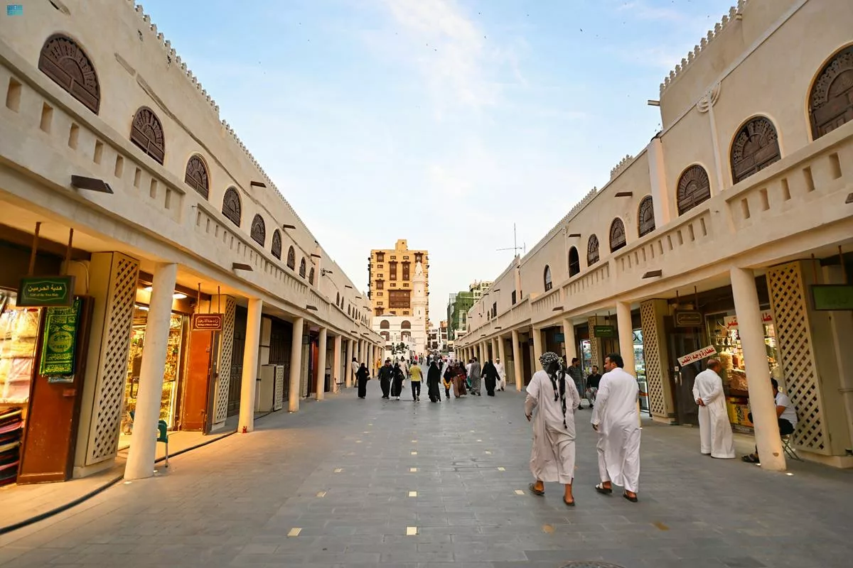 السعودية: سوق قابل وجهة تسوق عريقة في مدينة جدة 