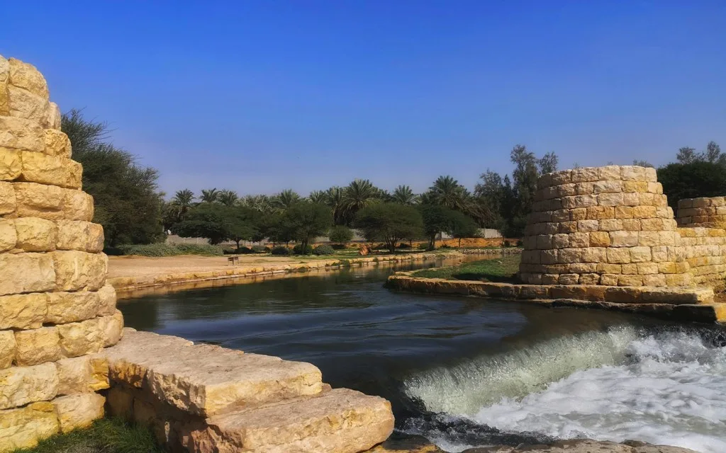 السعودية: وادي حنيفة المنتزه المفضل للعائلات في الرياض 