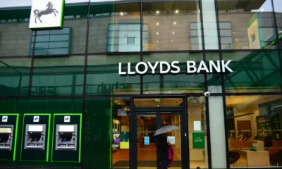 مجموعة لويدز المصرفية تقلص 1600 وظيفة في المملكة المتحدة 