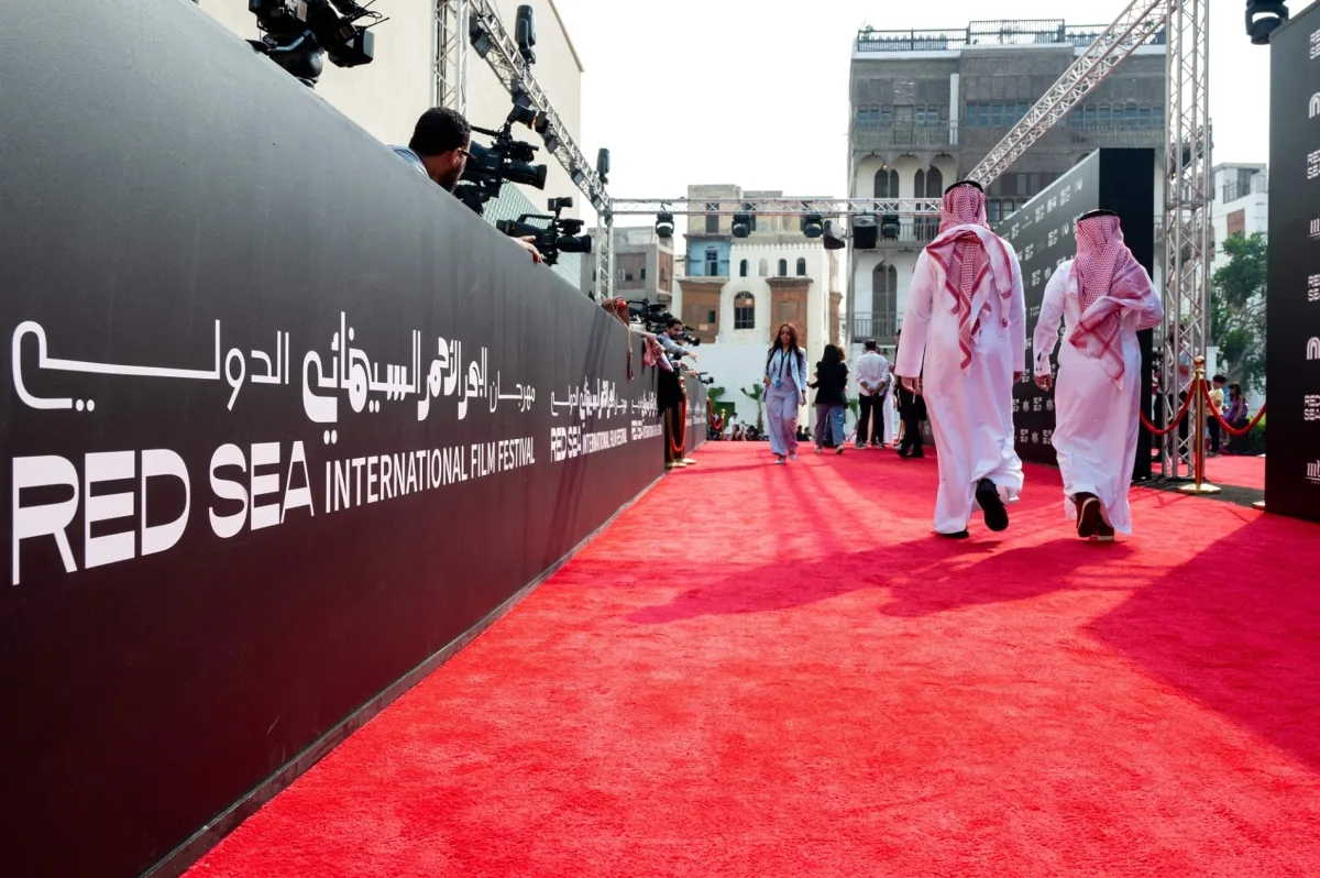 مهرجان البحر الأحمر السينمائي 2024: احتفالية الأفلام والإبداع في قلب جدة 