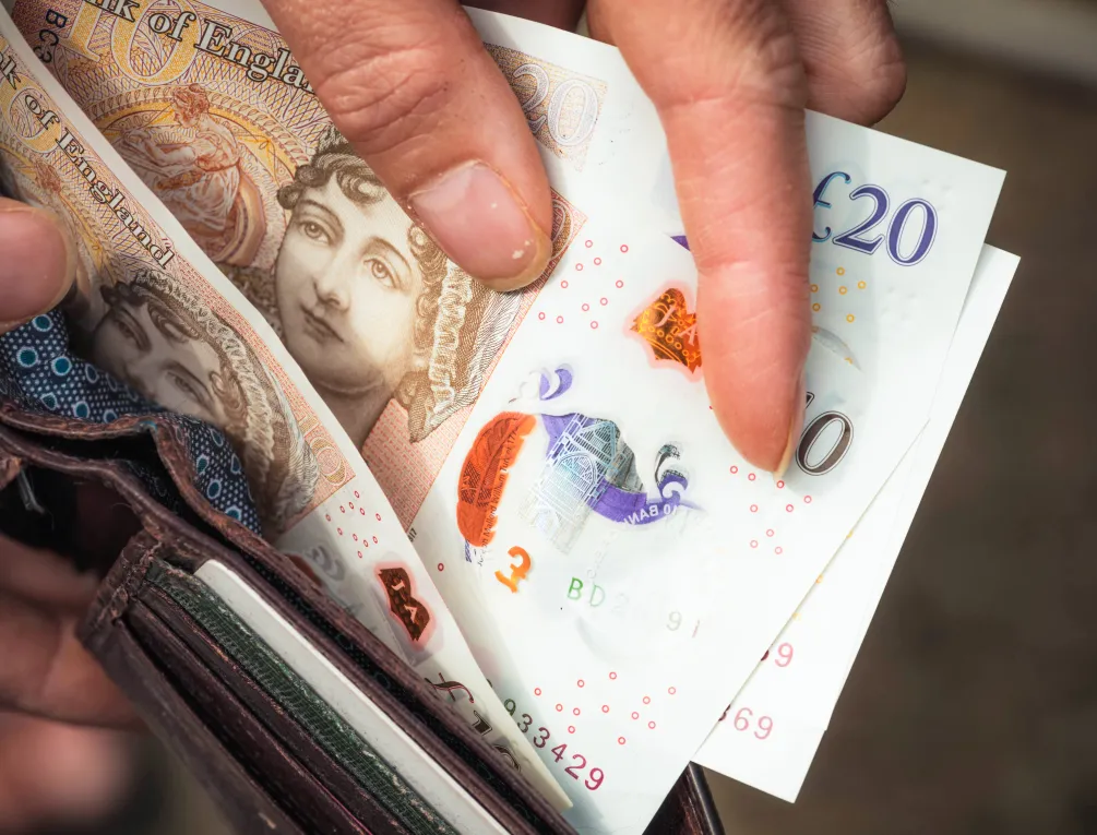 بريطانيا: 450 جنيه إسترليني للمساعدة في تكاليف المعيشة.. إليكم التفاصيل 