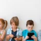 حماية أطفالك في عالم الإنترنت: 9 نصائح أساسية لا غنى عنها! 