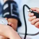 حملة صحية في بريطانيا: اختبارات مجانية للكشف عن ارتفاع ضغط الدم 