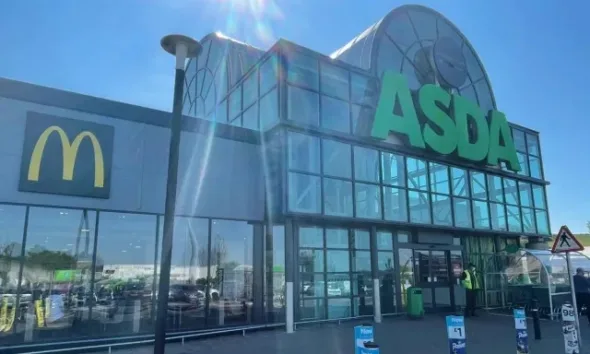 أكثر من 100 عامل في متجر (Asda) يعلنون عن إضراب الأسبوع المقبل! 