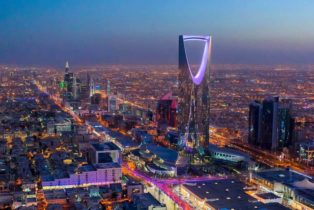 المصارف السعودية.. تقود القطاع المالي في العالم العربي 