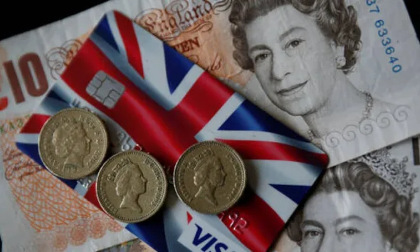 الاقتصاد البريطاني يخرج من حالة الركود وينمو بنسبة 0.6% مطلع العام الجاري 