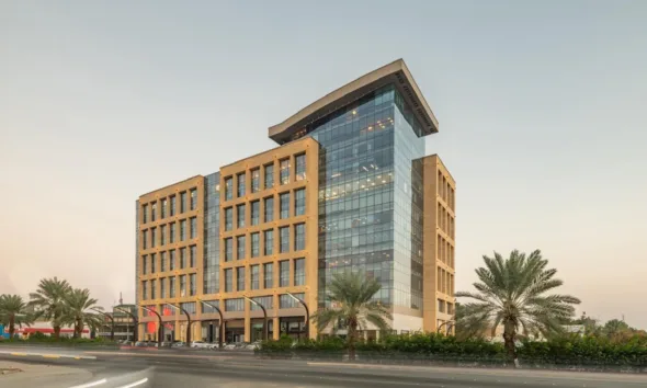جميل سكوير في جدة: أول مبنى تجاري في السعودية ينال شهادة (LEED) الذهبية 