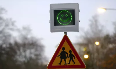 إشارات السرعة المبتسمة: تساهم في جعل طرق المملكة المتحدة من الطرق الأكثر أماناً 