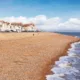 تعرف على ديل: مدينة ساحلية بريطانية تجمع بين سحر الماضي وجمال الحاضر! 