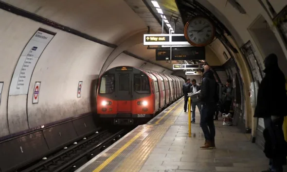خط مترو أنفاق لندن يتحضر للإغلاق الجزئي خلال 4 عطلات قادمة 