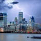 تحذيرات من مكتب الأرصاد الجوية: أمطار غزيرة وعواصف رعدية تضرب المملكة المتحدة 