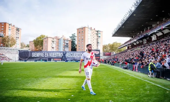 ملعب فاييكاس والقصة خلف أشهر المدرجات في مدريد  