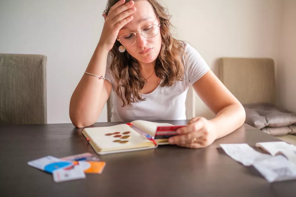 كيف تحمي أموالك إذا تعرضت لمرض مفاجئ؟ دليل استباقي لضمان الاستقرار المالي  