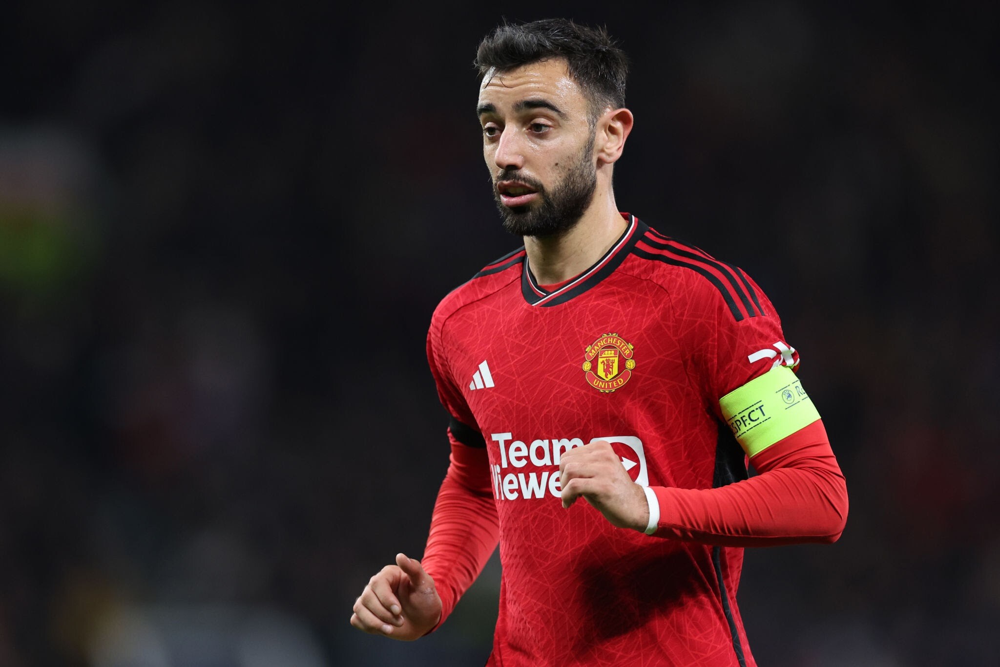 مانشستر يونايتد يبحث عن بديل برونو فيرنانديش في الصيف!  