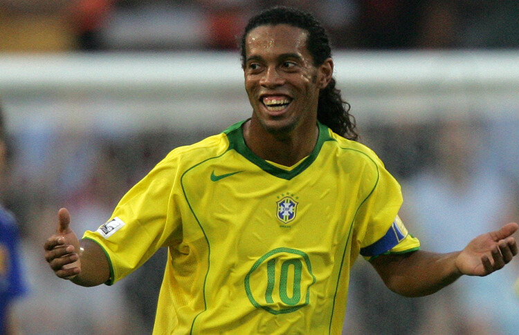 اللاعب المهاري في كرة القدم: بين حب الجماهير ومقصلة الإعلام  