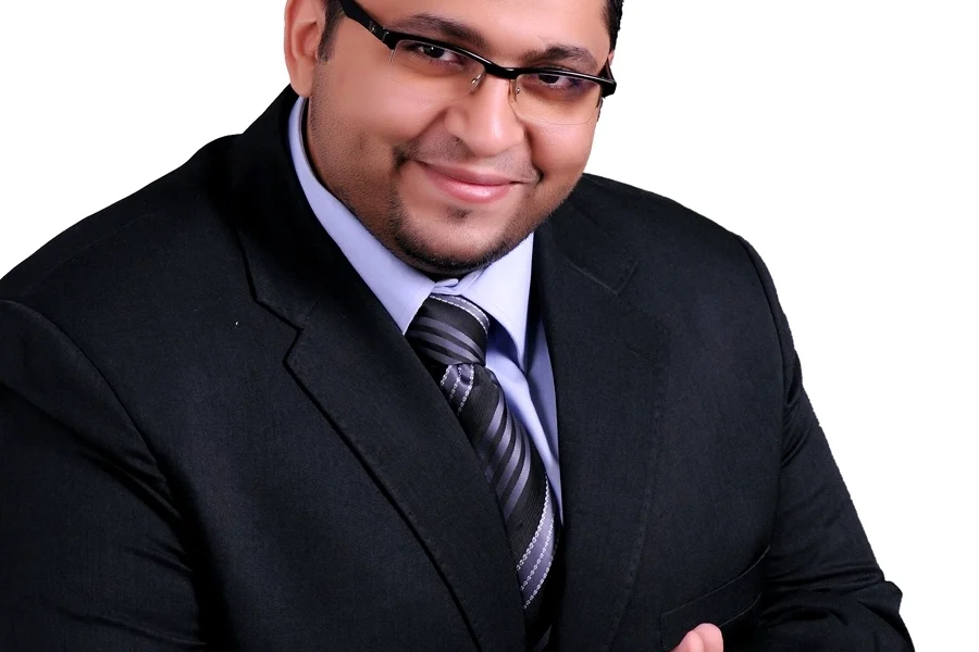 خبير مصري في قراءة الوجوه لأرابيسك لندن: تحليلات البيرسونولوجي ملهمة في إصلاح المجتمع وتطوير الذات!  