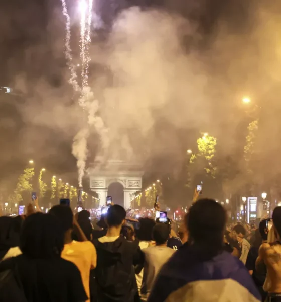 تحول احتفالات باريس سان جيرمان إلى فوضى وتخريب  