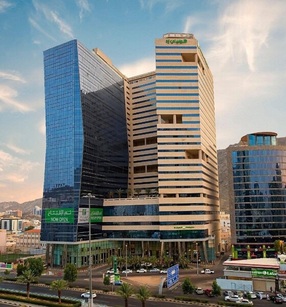 Holiday Inn Al Aziziah is the most prominent hotel in Makkah Al Mukarramah. It is named Al Aziziah for its neighbourhood.