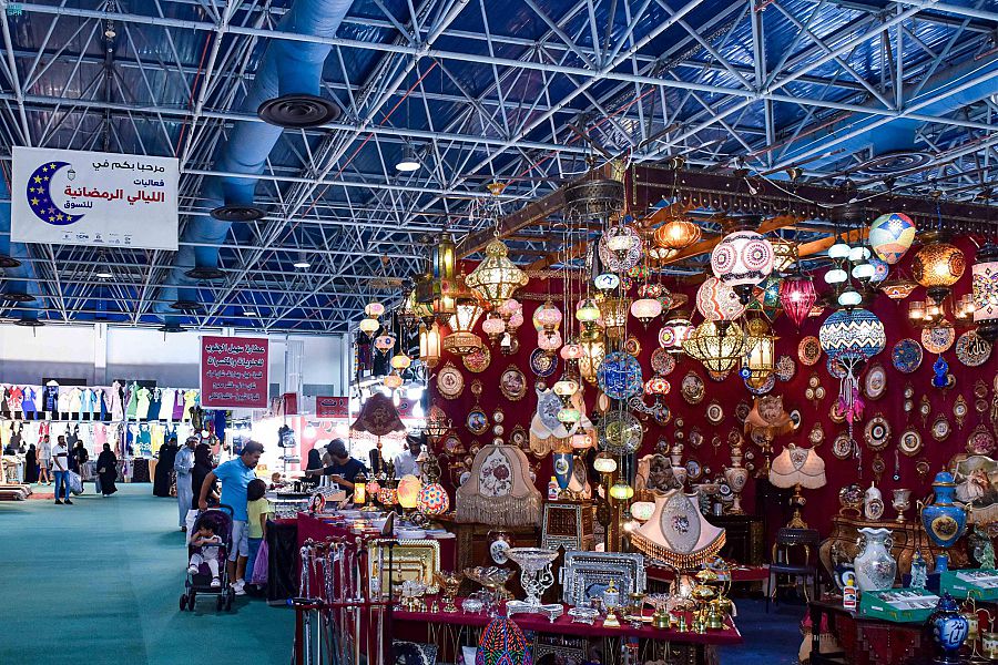 The Jeddah Chamber in Saudi Arabia will host the Ramadan Nights Shopping Exhibition 2025, from March 7 to 21, 2024.