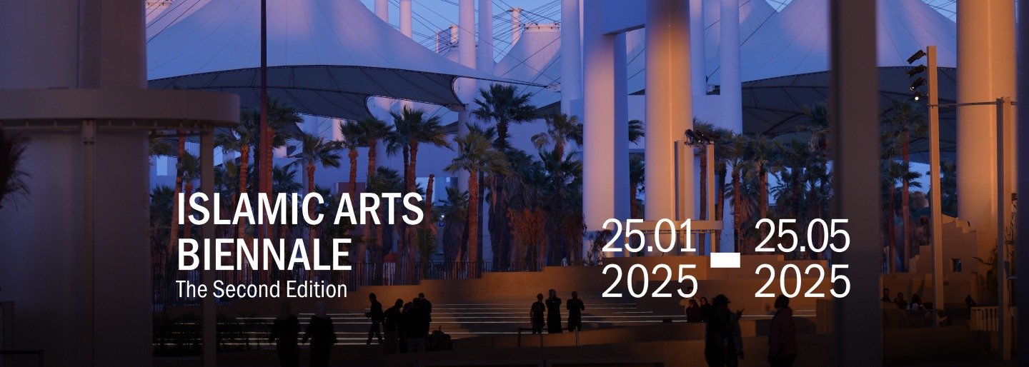 The Islamic Arts Biennale, from January 25 to May 25, 2025, offers a special forum for promoting new dialogues and research on Islamic arts.